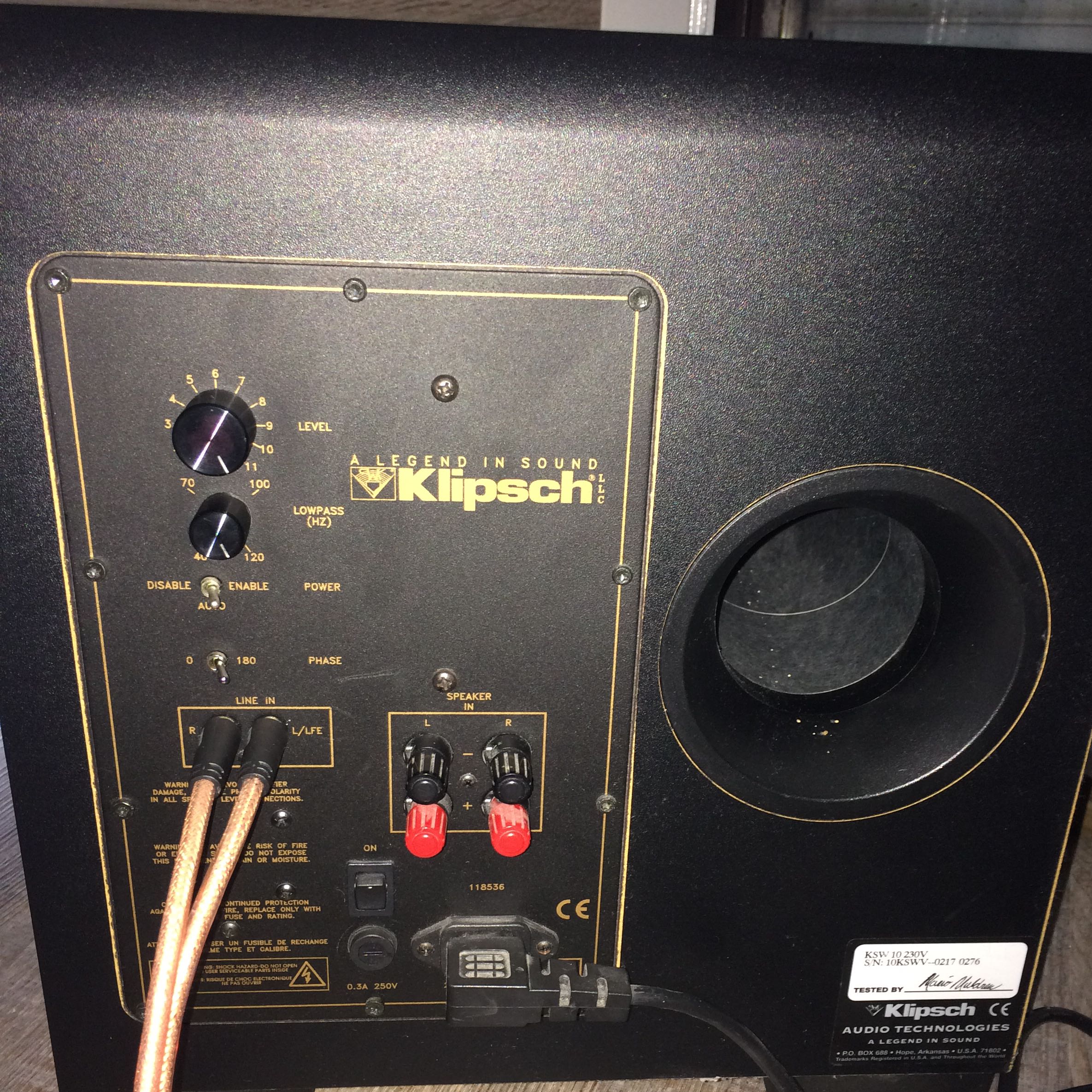 Sind die SubwooferAnschlüsse so richtig? (Musik, Audio, Boxen)