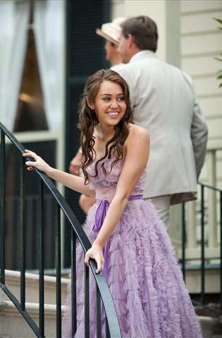 Wo finde ich dieses kleid Wo finde ich dieses kleid