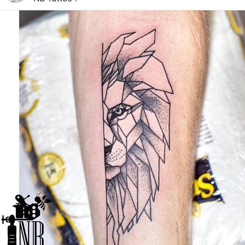 Lion Tattoo geometric  - (Tattoo, Tattoostudio)