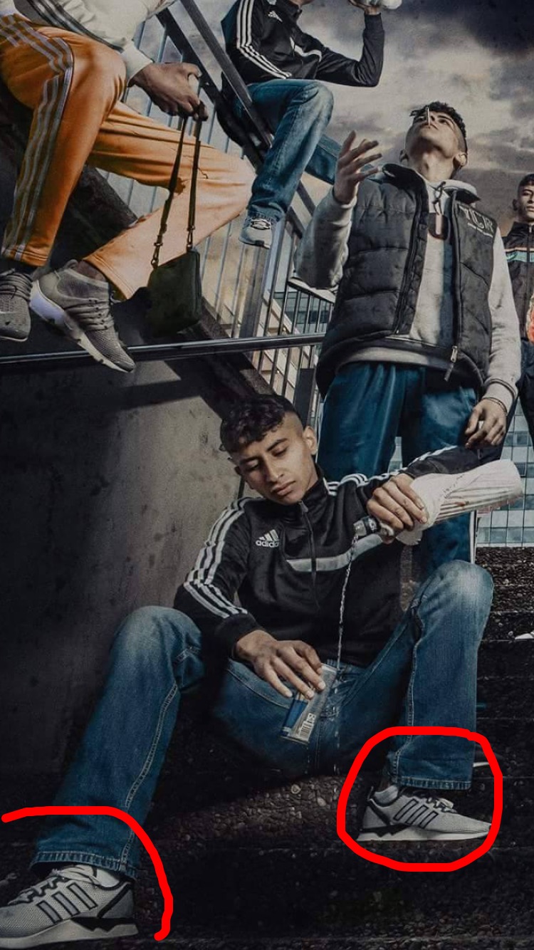 Suche Schuhe von Adidas von Rapper