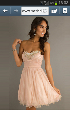 Suche Traumhaftes Abschlusskleid Abschluss