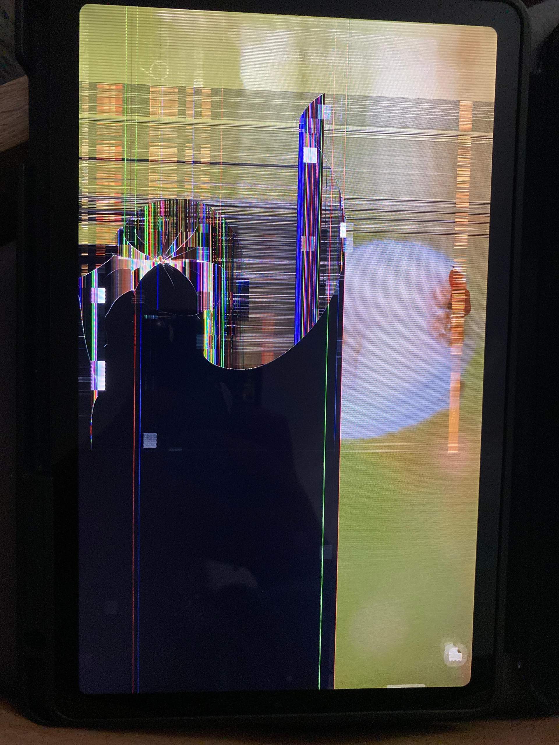 Tablet zeigt komisches an aber das Display ist nicht gebrochen was tun