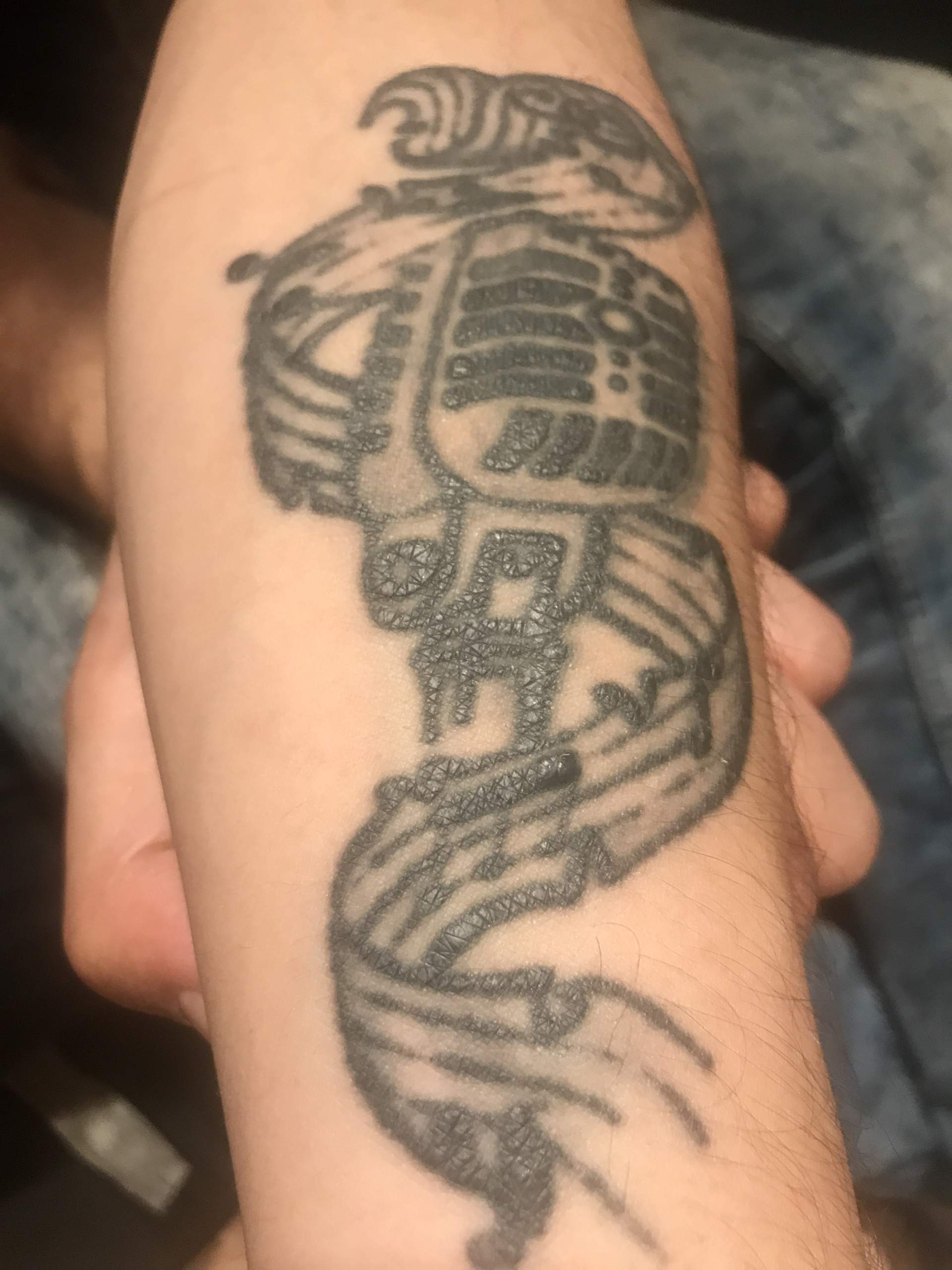 Tattoo bildet Bläschen? (Gesundheit und Medizin, Entzündung, Tätowierung)