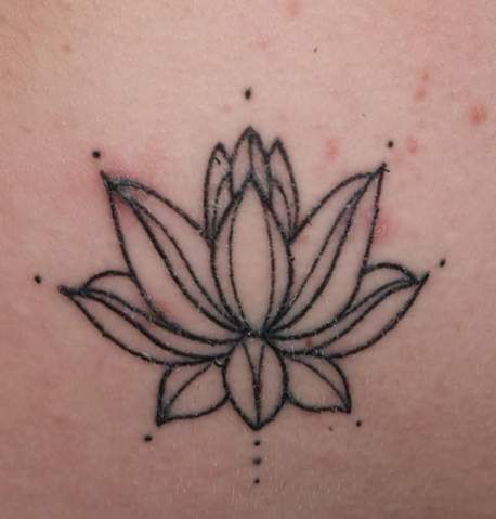 Tattoo Blass Oder Silberhaut Gesundheit Und Medizin Haut Tattoostudio Tattoo Blass Oder Silberhaut Gesundheit Und Medizin Haut Tattoostudio