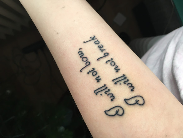 Tattoo großflächig gerötet? (Tattoo entzündet)
