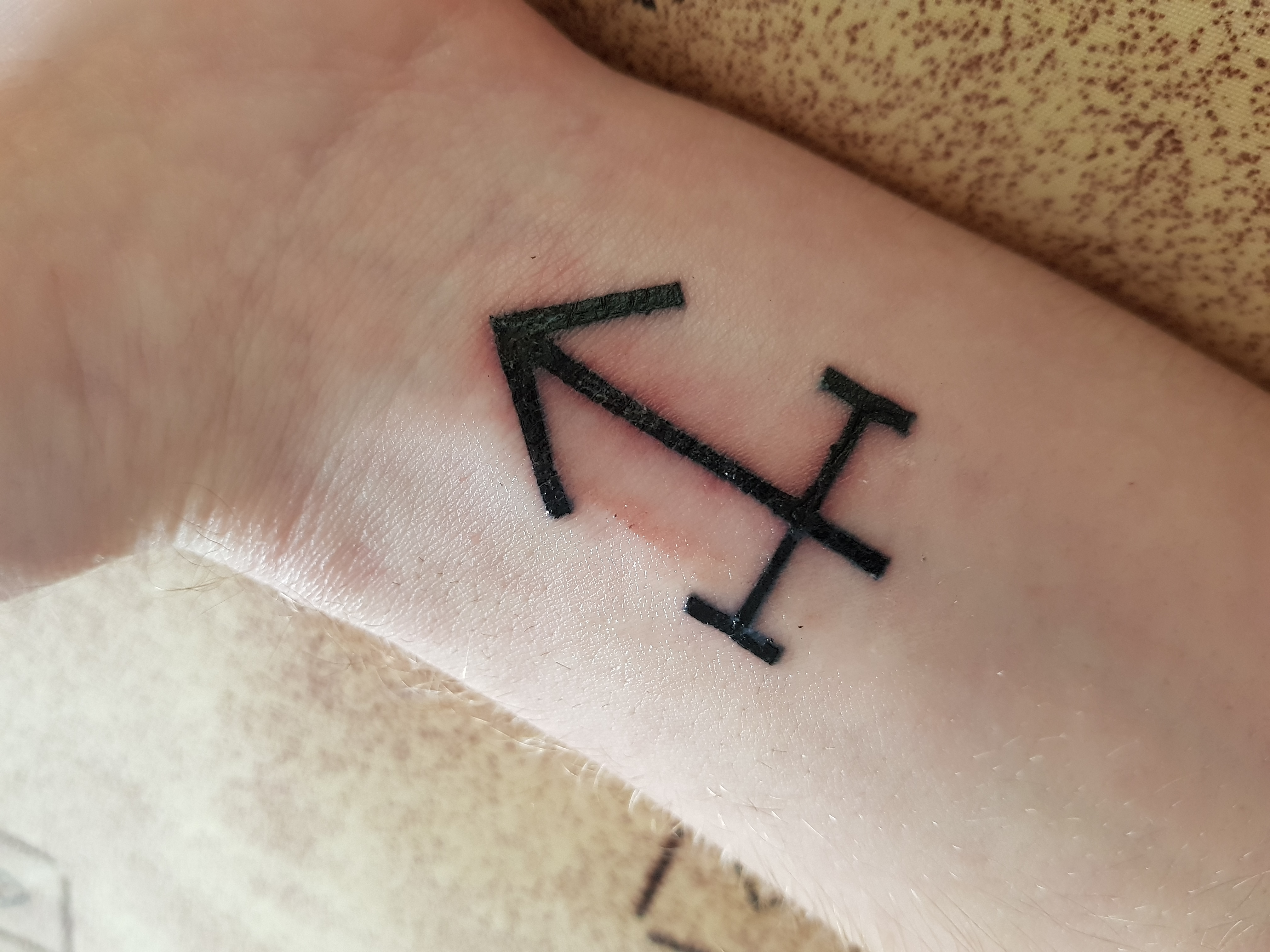 Tattoo infiziert oder lediglich leicht entzündet? (Gesundheit und