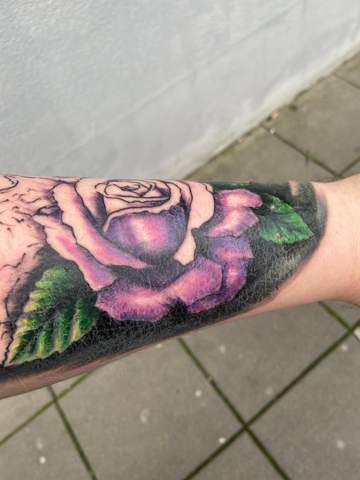 Tattoo Krusif Nach 12 Stunden Gesundheit Und Medizin Pflege Tattoopflege