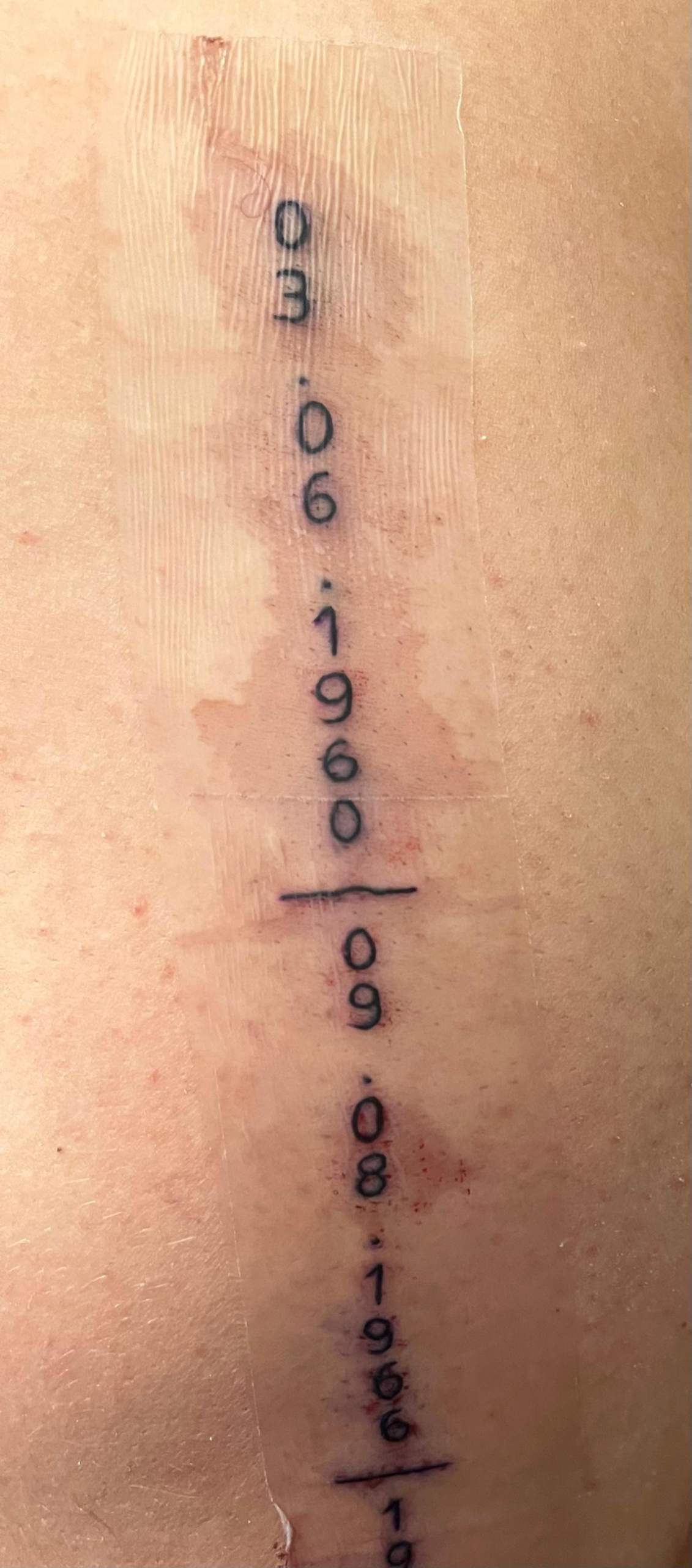 Tattoo nach Stechen schief? (tätowieren, Bodyart)