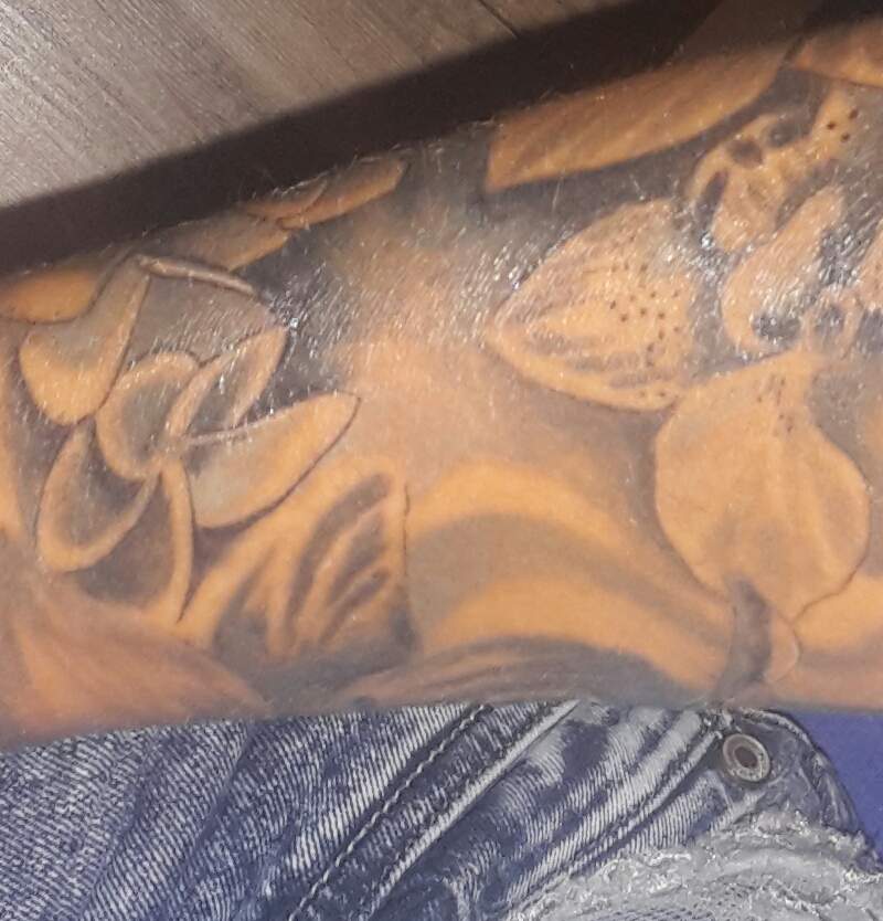 Tattoo nachstechen lassen oder abwarten ? (silberhaut)
