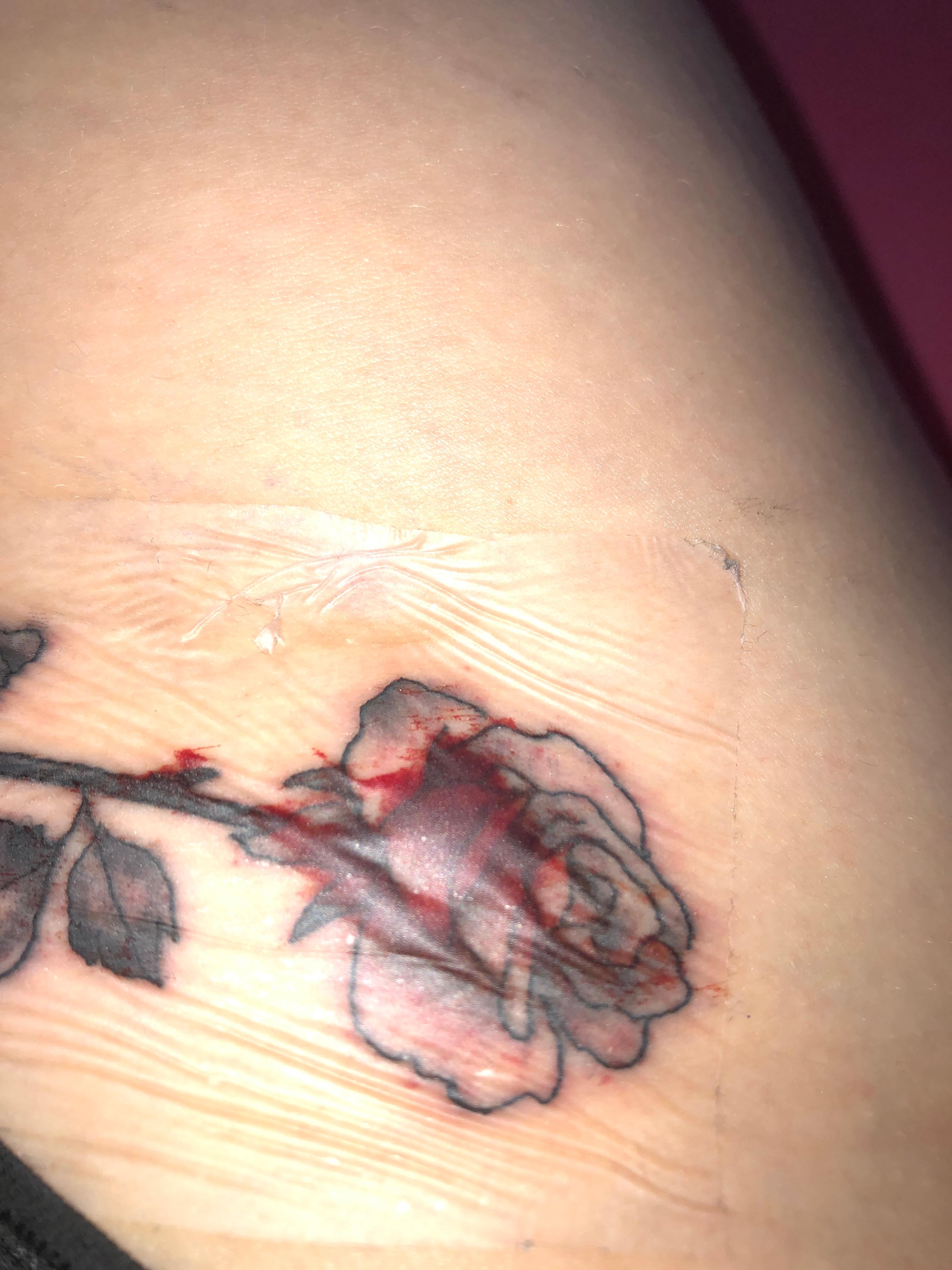 Tattoo PflegeFolie wie lange? (Gesundheit und Medizin, Tattoostudio