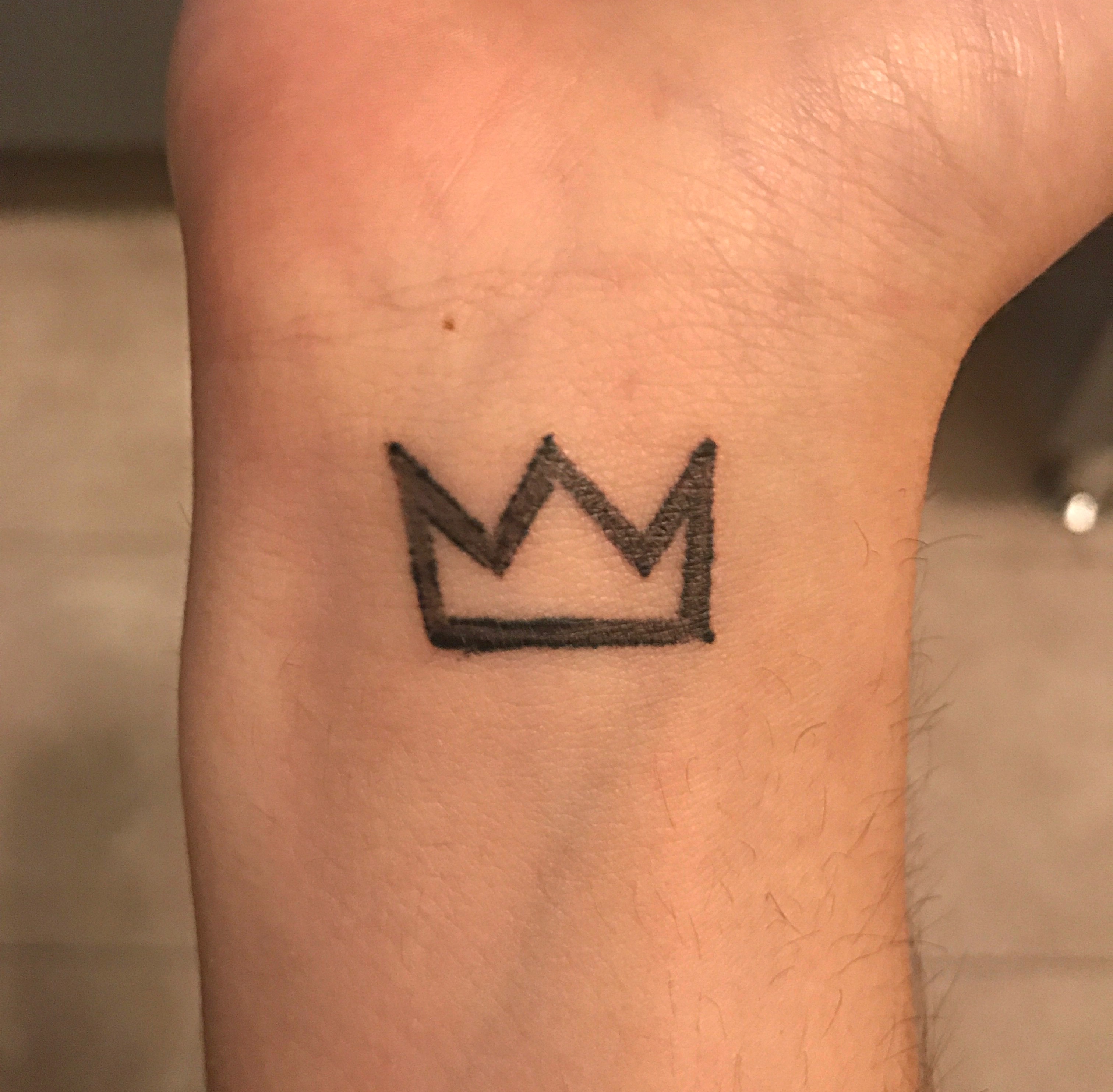Tattoo schlecht gestochen bitte um Rat ? (Tipps, Rechte, rechtlich)