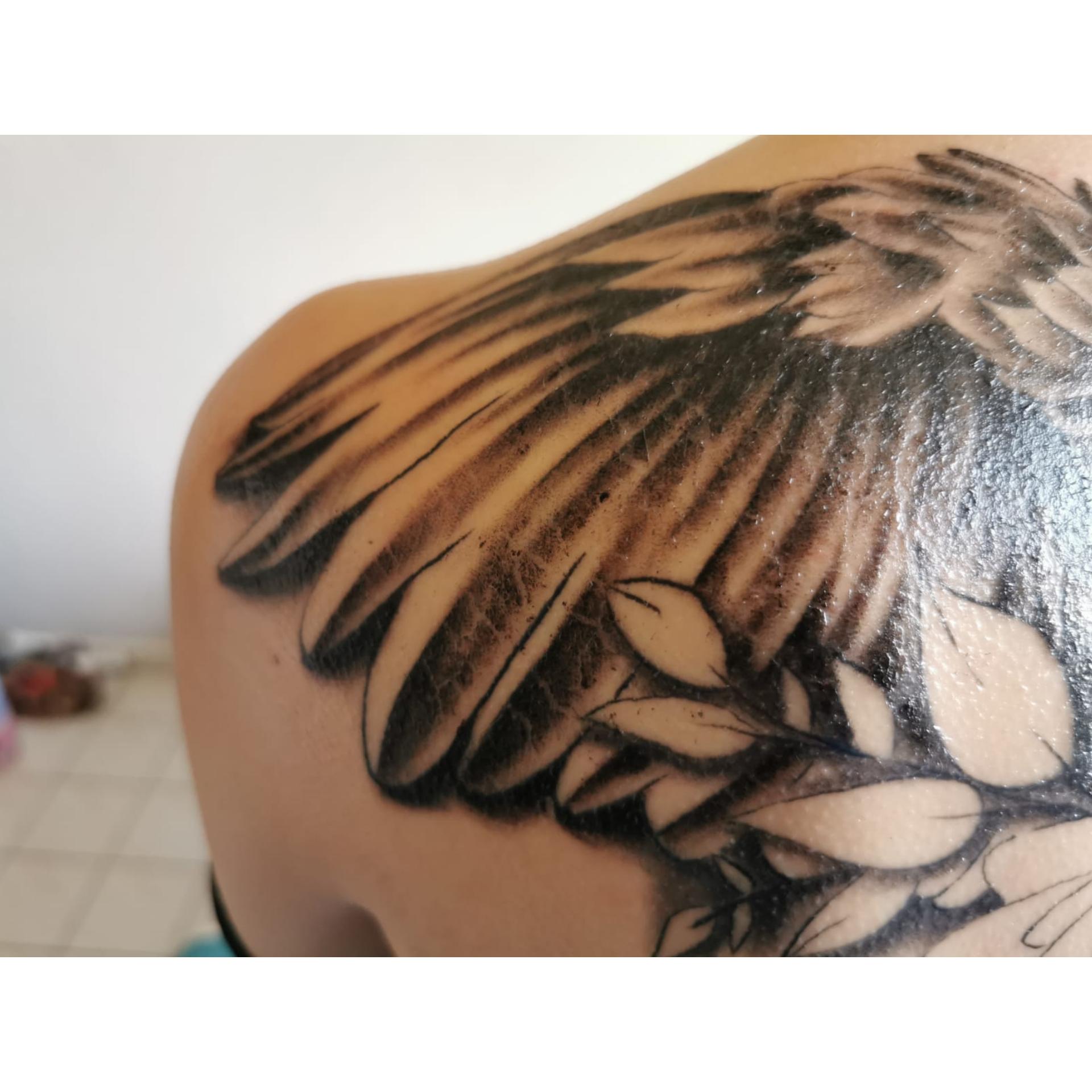 Tattoo sieht komisch aus was mache ich falsch? (Tattoopflege)