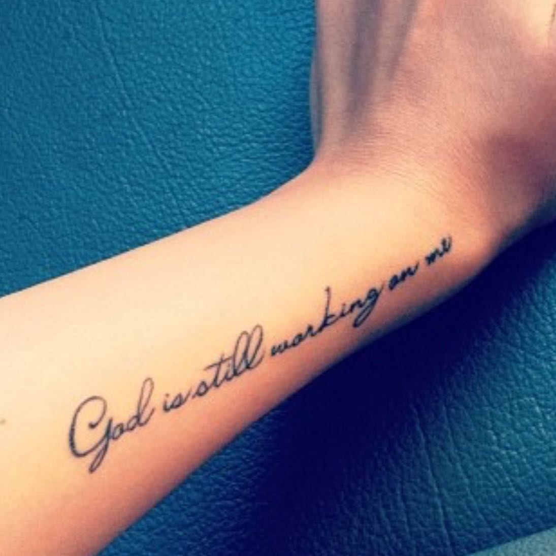 Tattoo spruch am arm? (Mädchen, Sprüche)
