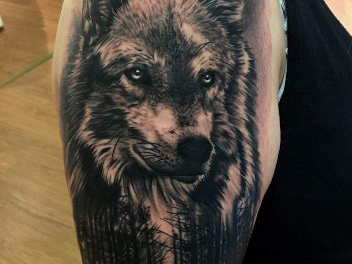 Tattoo Unterarm oder Oberschenkel? (Kosten, Preis, Wolf)