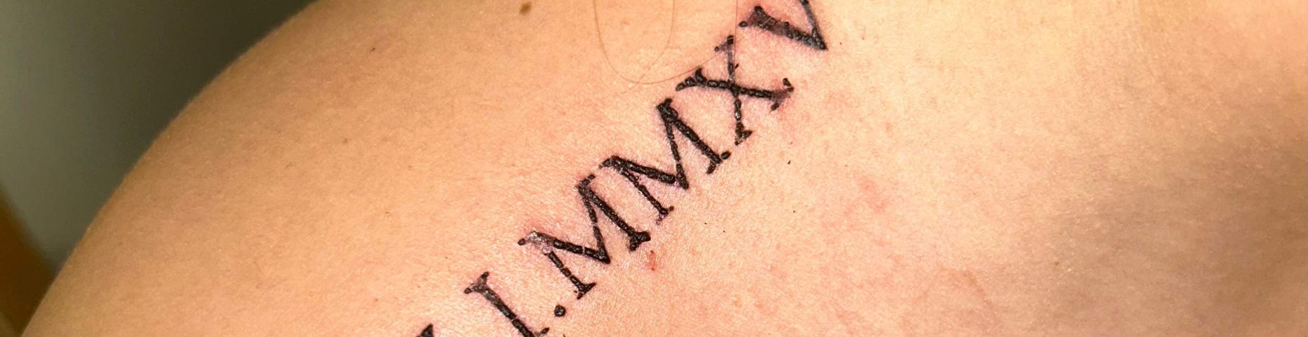 Tattoo verblasst, schnelle Kruste? (Körper, Aussehen, Pflege)
