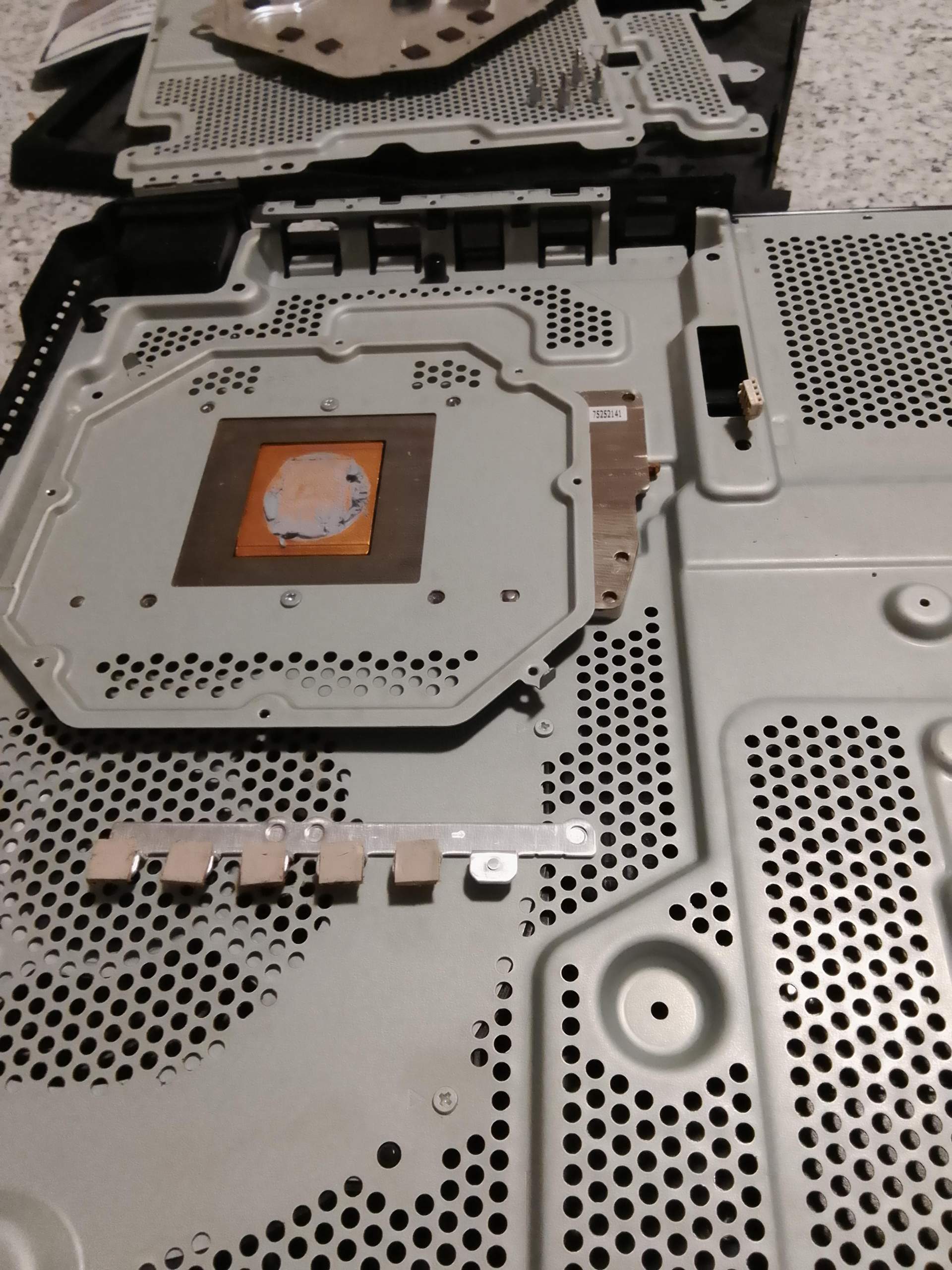 Teile Motherboard PS4? (Mainboard)