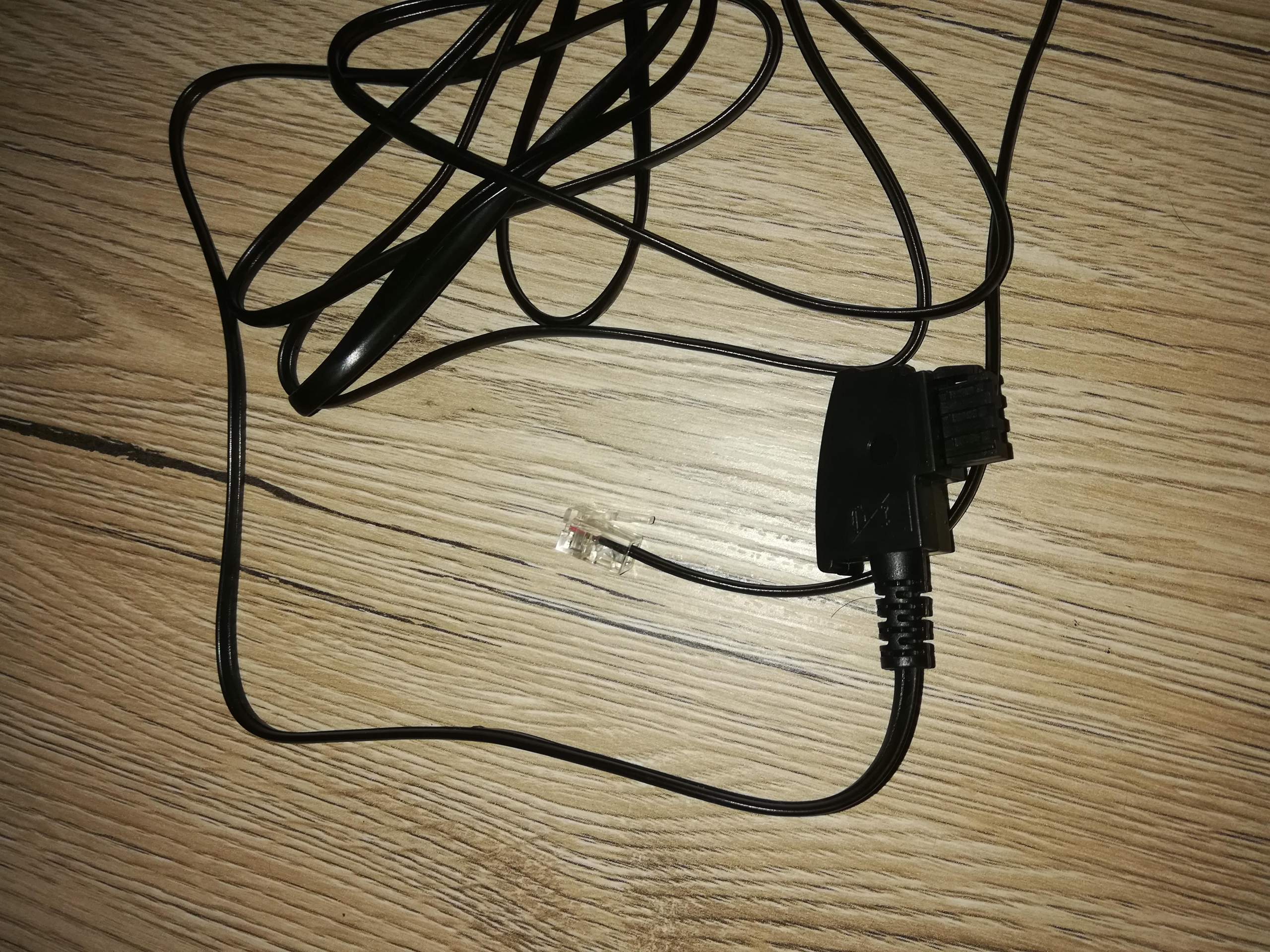 Telefonanschluss zu Router? (Technik, WLAN)