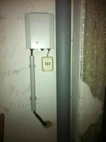 Telekom Anschluss vom Keller ins Haus verteilen wie? Splitter? (Technik