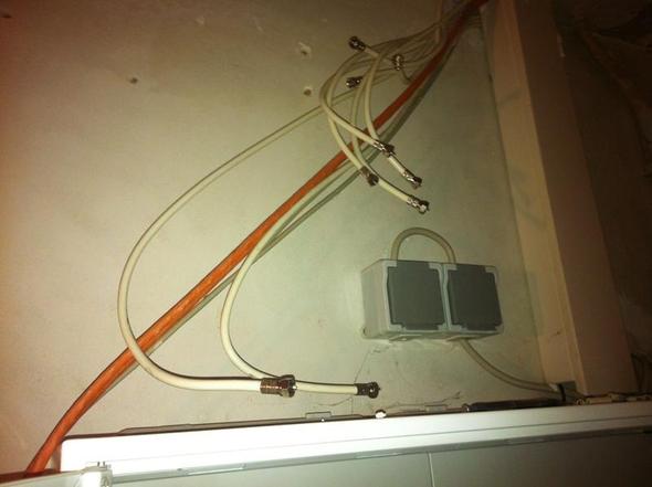 Telekom Anschluss Vom Keller Ins Haus Verteilen Wie Splitter Technik Telekommunikation Telefon