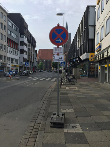 Halteverbot - (Verkehrsrecht, Straßenverkehrsordnung, Halteverbot)