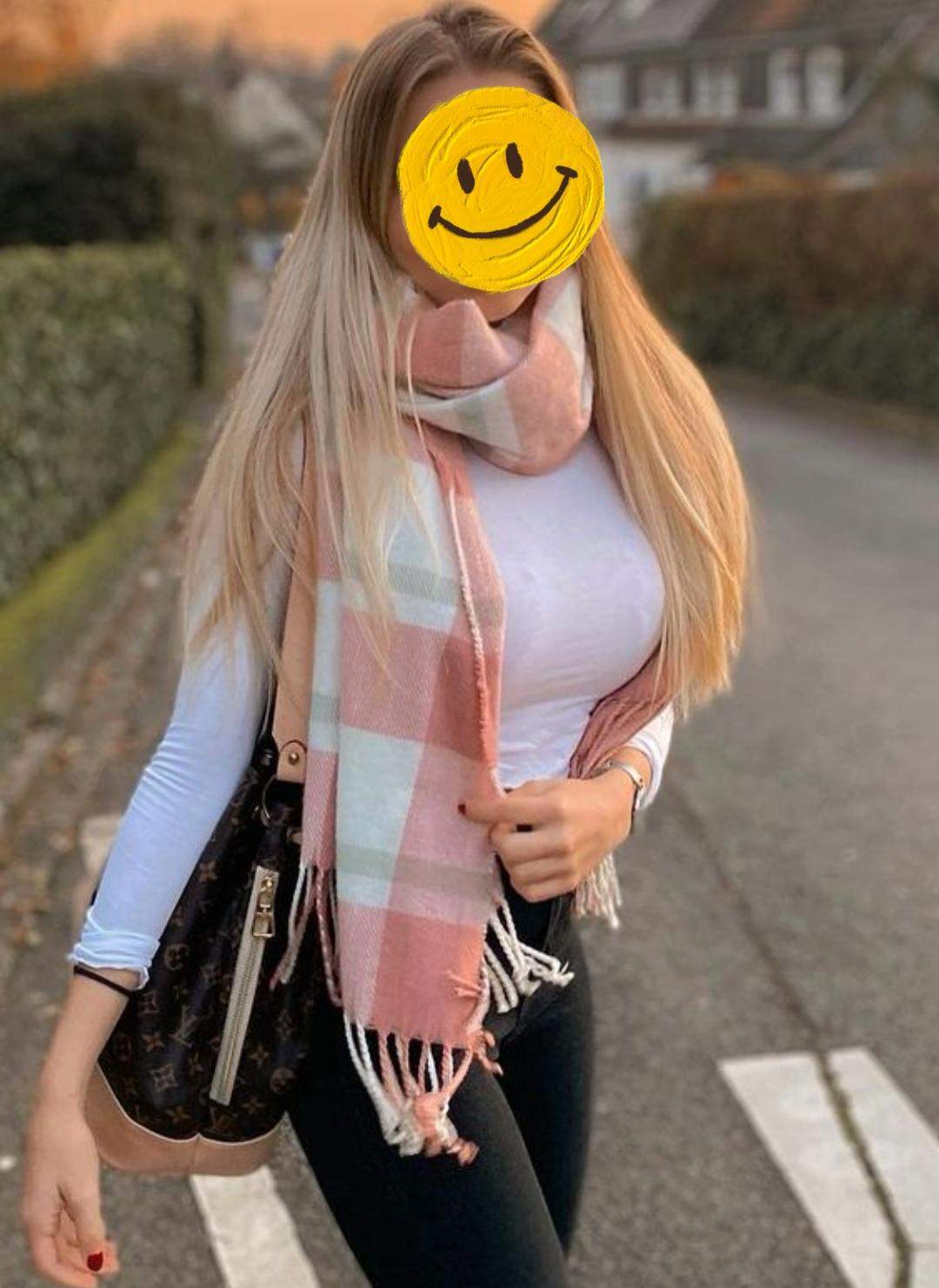 Termin im Büro , welches Outfit passt am besten? (Arbeit)