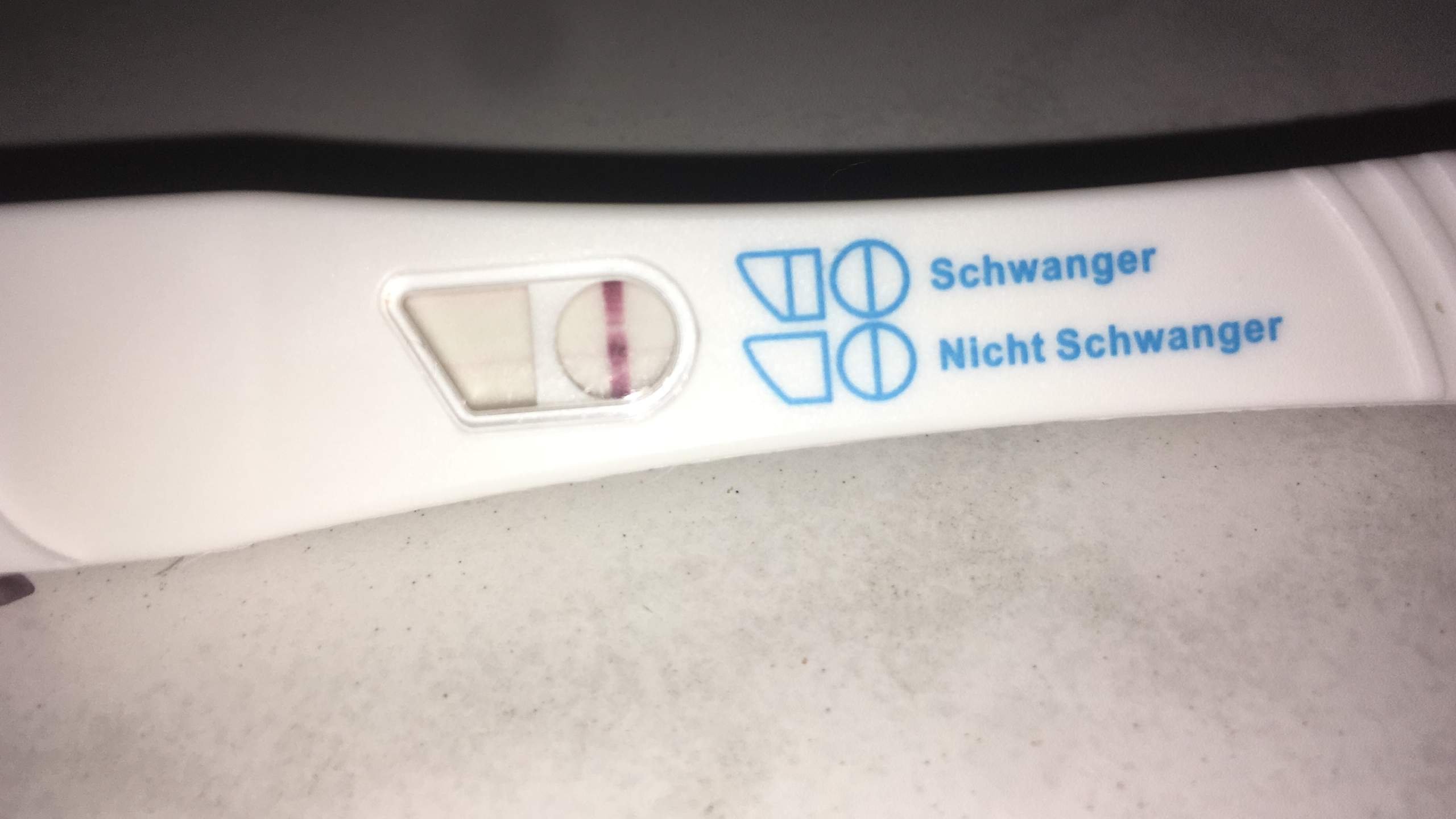 Testamed Frühtest ganz dünne waagerechte Linie? (Kinder ...