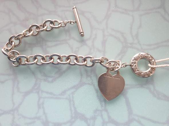 Tiffany Knebelarmband, echt oder doch Fake?