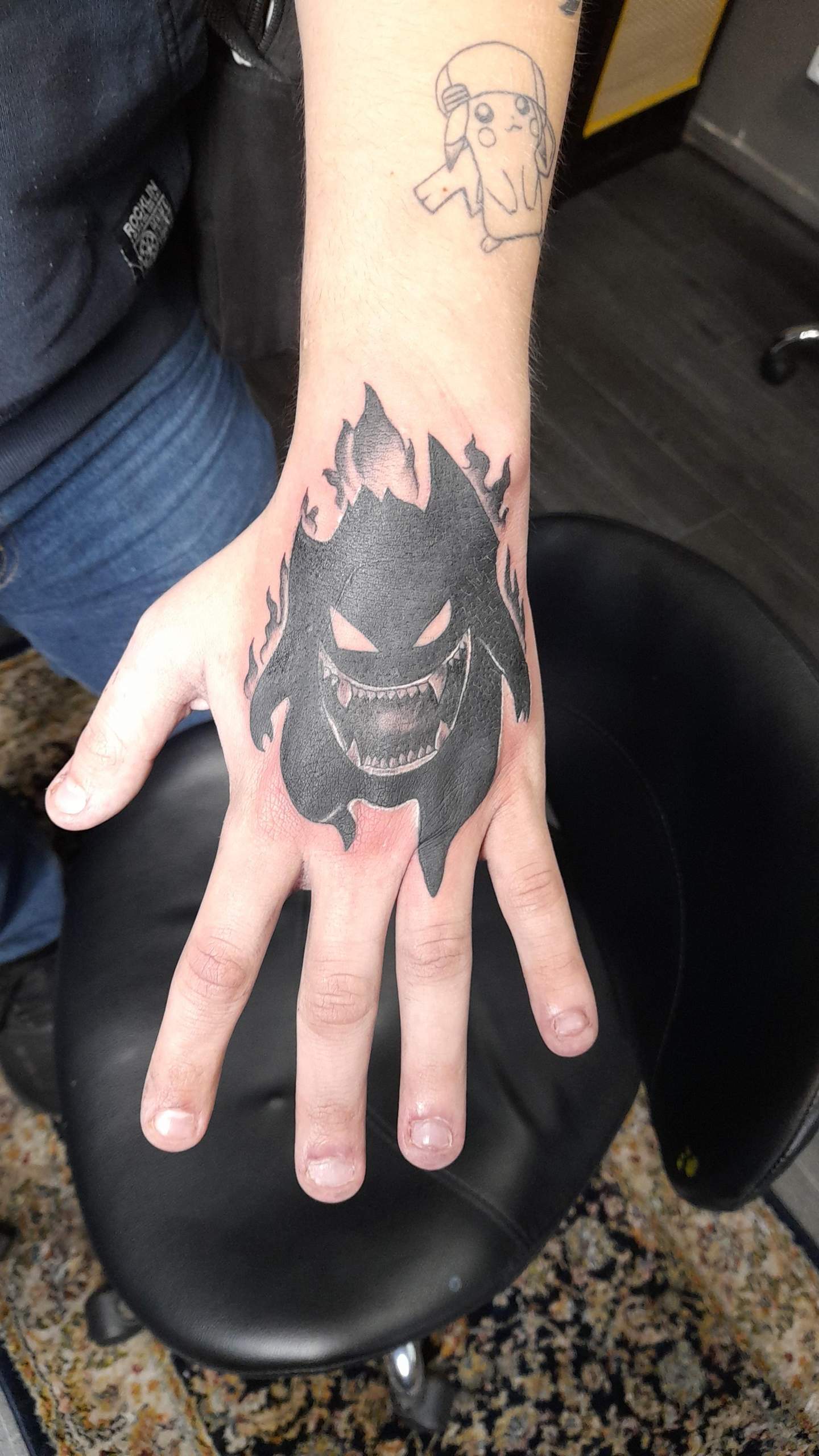 Tipps Zum Pflegen Von Handrucken Tattoos Gesundheit Und Medizin Pflege Tattoo Tipps Zum Pflegen Von Handrucken Tattoos Gesundheit Und Medizin Pflege Tattoo