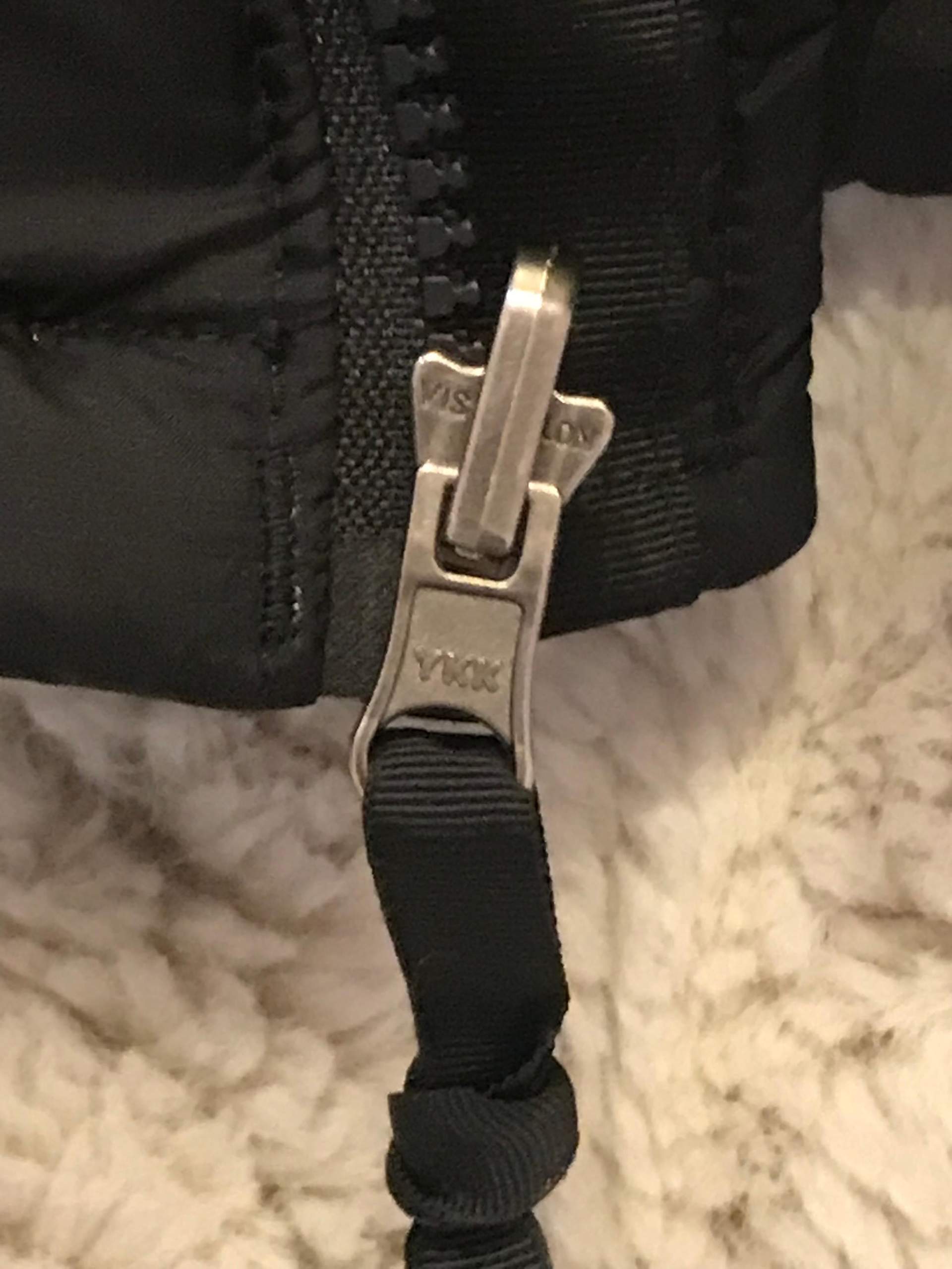 Tnf Nuptse 700 Fake? (Mode, Kleidung, Legit Check)