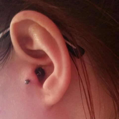 Tragus - (krank, Pflege, Piercing)