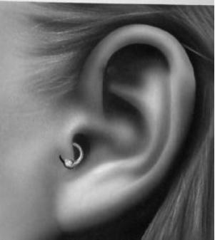 Tragus - (Piercing, Tragus, Forward helix)