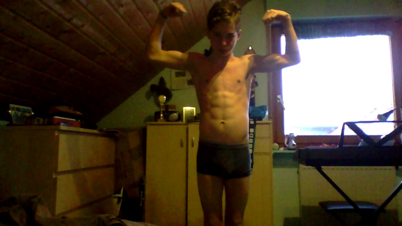 Trainingsplan Fur 13 Jahrigen Jugendlichen Training Muskeln Muskelaufbau