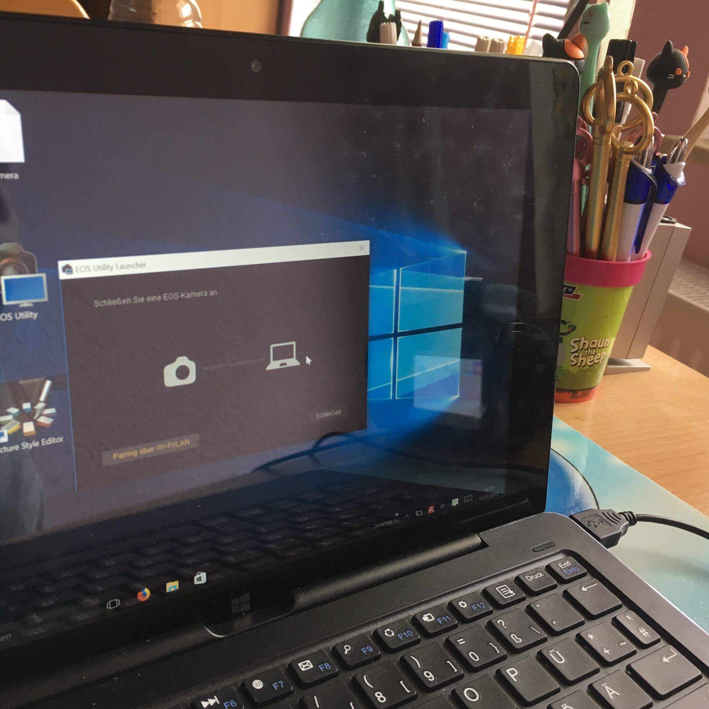 Trekstor Laptop erkennt Canon 1300d nicht? (Kamera, EOS)