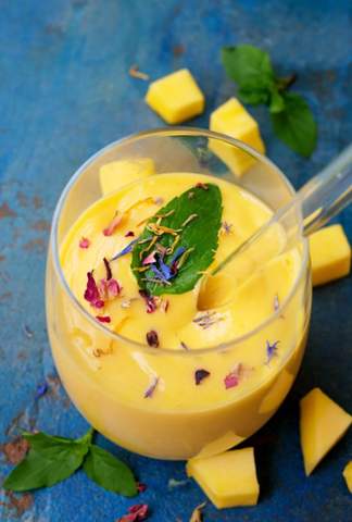 Trinkst du gerne einen indischen Mango-Lassi?