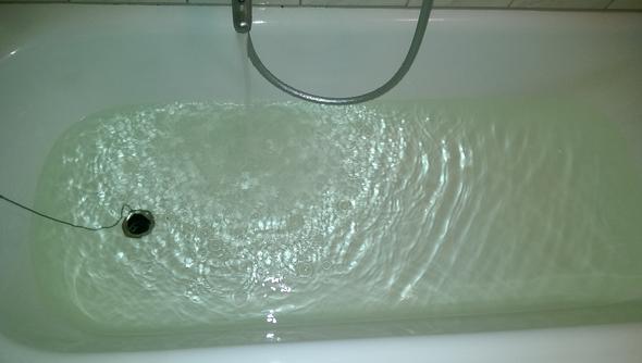 Badeanne 3 - (Trinkwasser, Grünliches Trinkwasser)