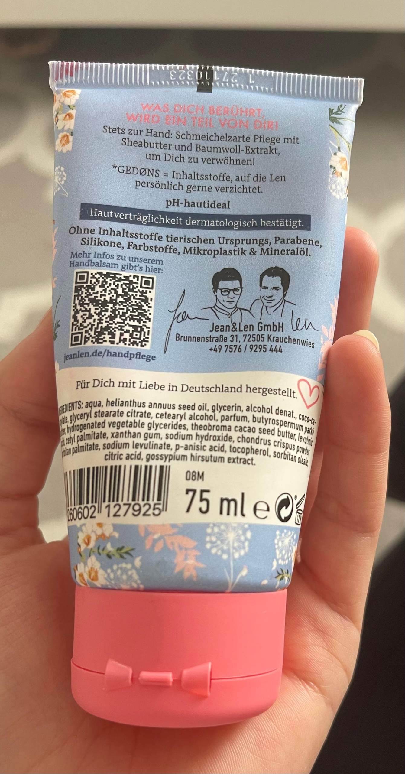 Trockene Haut zwischen den Fingern? (Gesundheit und Medizin, Hautprobleme, Creme)
