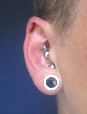 Tunnel Im Ohr Selber Machen Wie Gehts Das Ohrloch Pircing