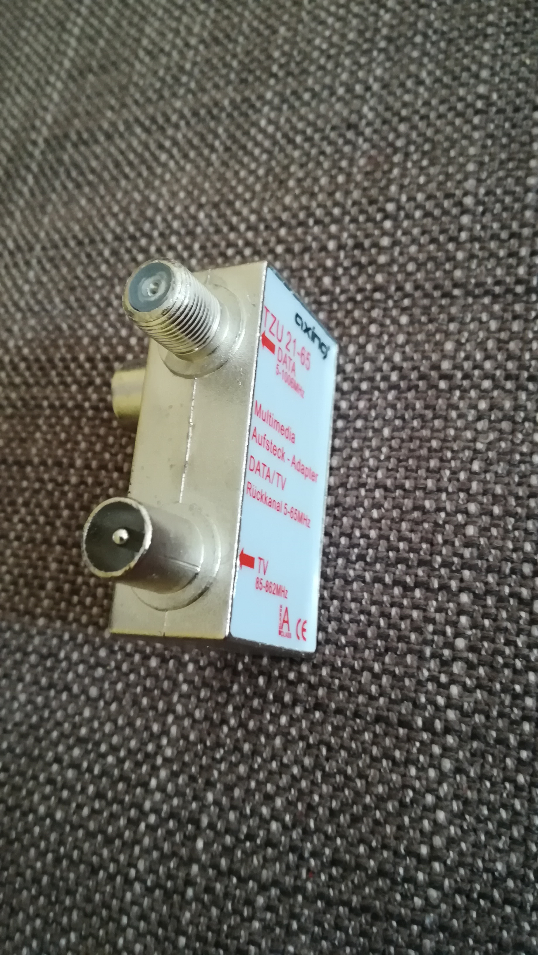 TV + Router über ein Antennenkabel (Multimedia Dose)?