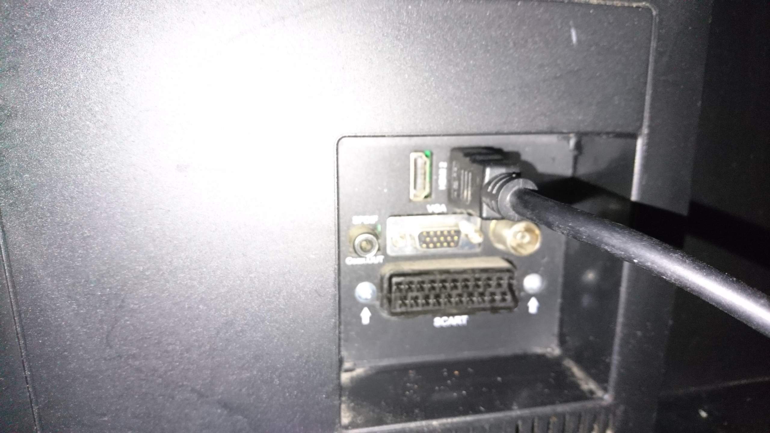 TV Bildschirm bleibt schwarz, egal was ich mache?Kann ich das ...