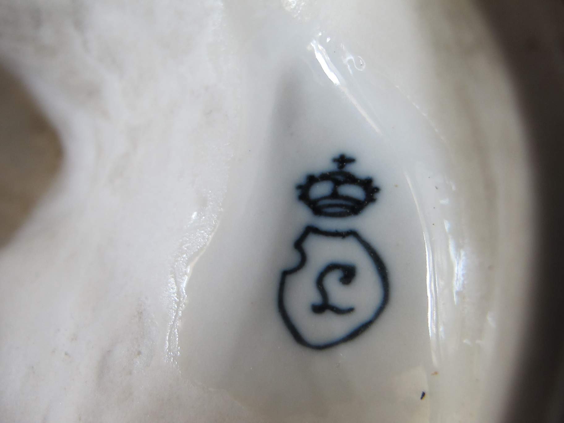 zu binden Etikette Apotheke porzellan mit krone Bypass Apropos Bedeutung