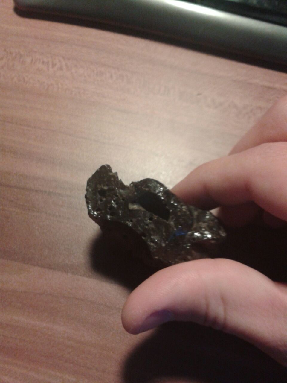 Um welchen Stein handelt es sich hier? Lavastein? (Natur, Steine)