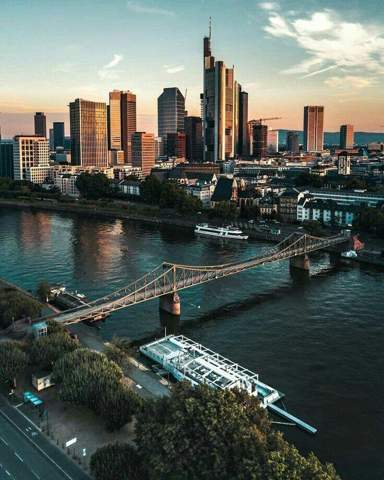 Umfrage - Wie gefällt euch die Stadt „Frankfurt am Main“ 🌃?
