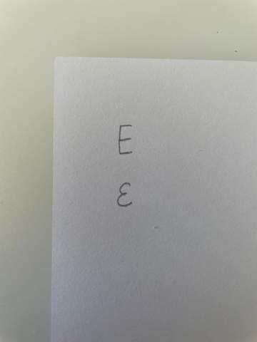 Umgedrehte 3 als Schreibweise für das E?