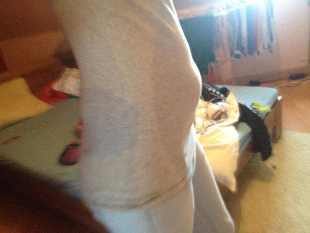 Ungeschutzter Verkehr Total Aufgeblahter Bauch Schwangerschaft Schwanger Schwangerschaftstest Ungeschutzter Verkehr Total Aufgeblahter Bauch Schwangerschaft Schwanger Schwangerschaftstest