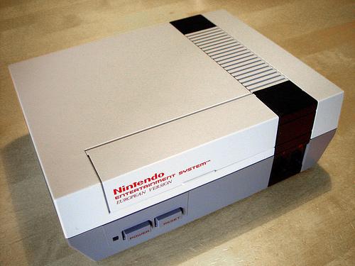 Hier die European Version der NES! - (NES, nintendo-entertainment-system, European Version)