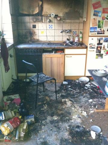 küche1 - (Haus, Wohnungsbrand, technischer Defekt)