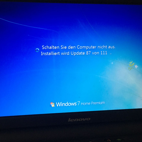 Das is der laptop 87 bei - (Windows, Update)