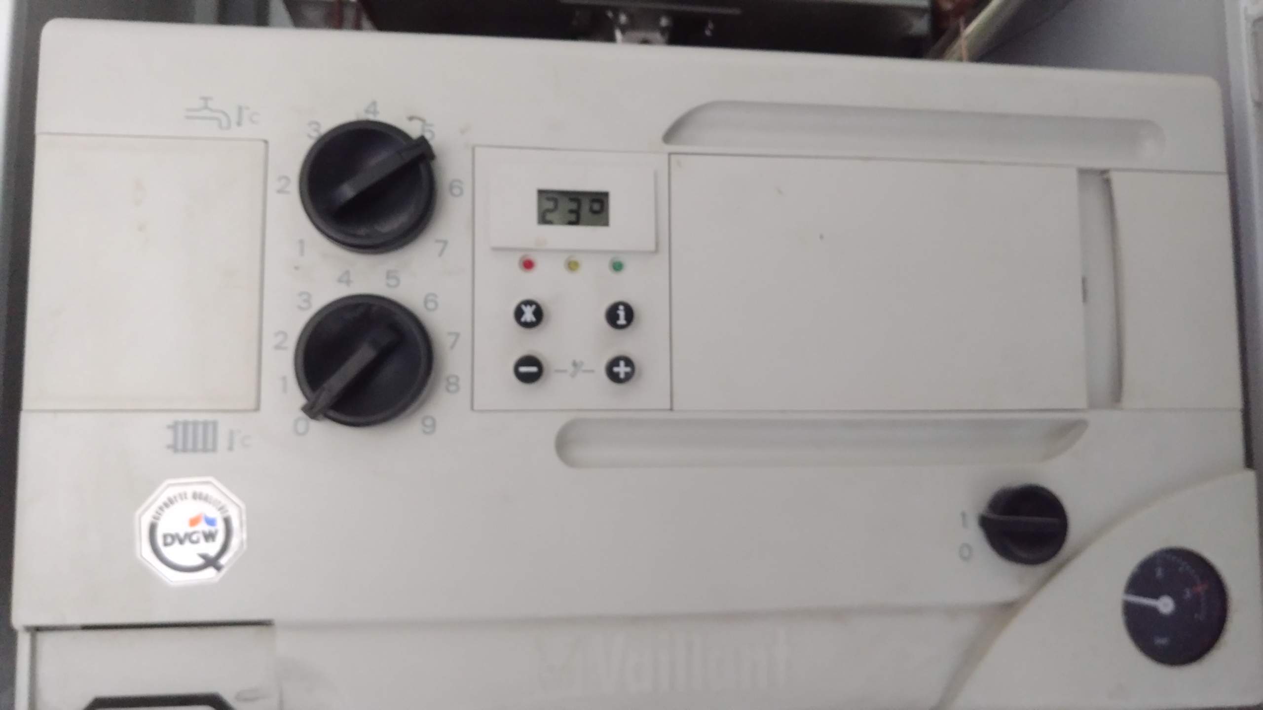 Vaillant Vcw 194 2 Fehlercodes F 28 Vaillant Thermoblock Klassik 2 Kamin VCW 194/2 XE-C HL Wasser