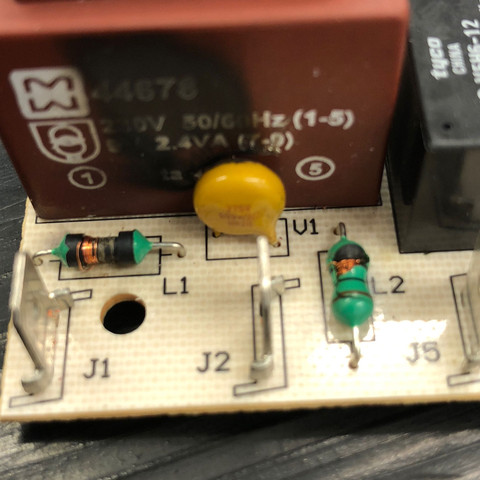Das gelbe Bauteil - (Elektronik, Auto und Motorrad, Elektrik)