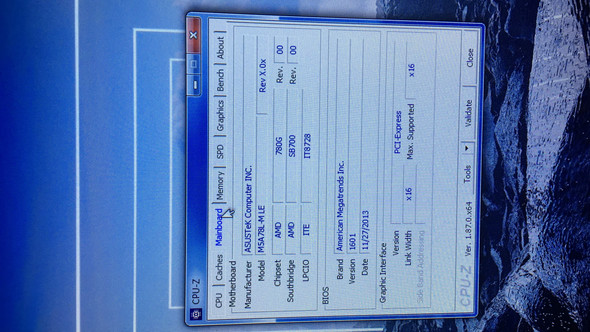 - (Computer, Technik, Technologie)